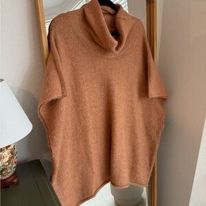 Universal Threads Cozy Camel/Orange Turtleneck Poncho Sweater - Women's